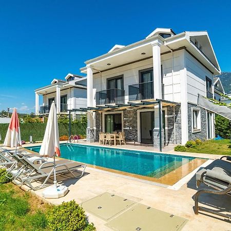 4 Bedroom Holiday Villa In Hisaroenue Oeluedeniz- Gold Rose Fethiye Exterior photo