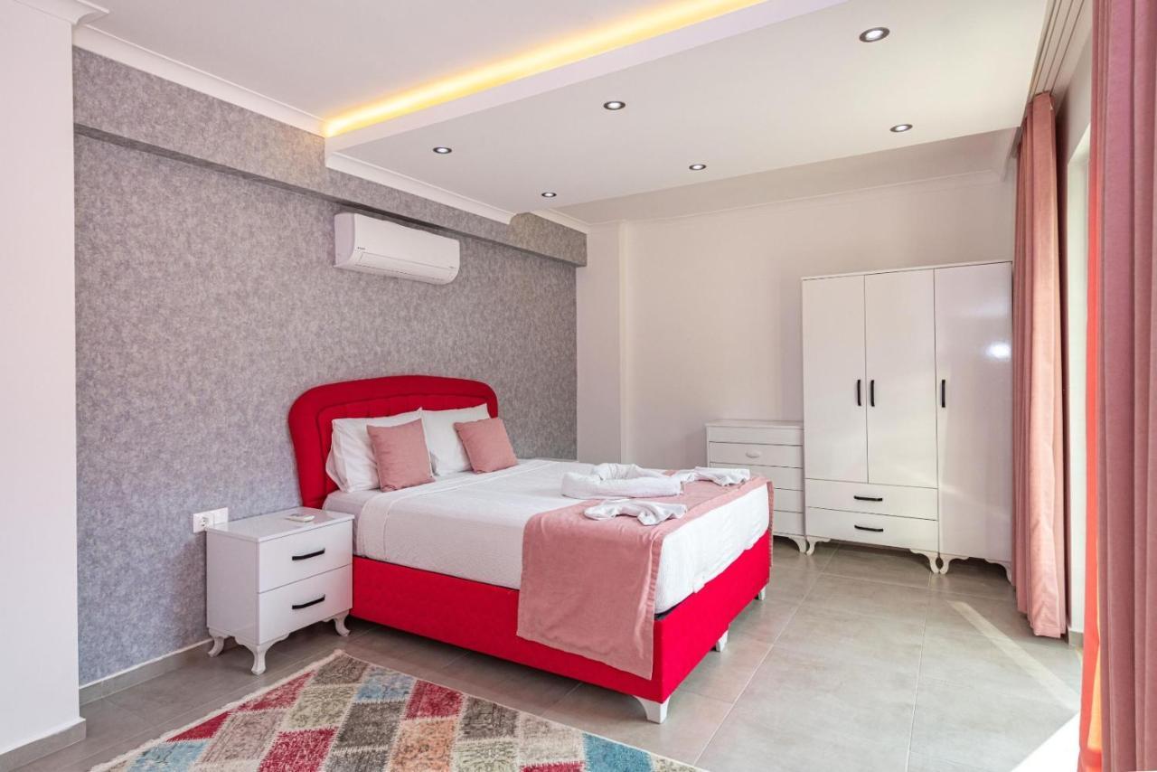 4 Bedroom Holiday Villa In Hisaroenue Oeluedeniz- Gold Rose Fethiye Exterior photo