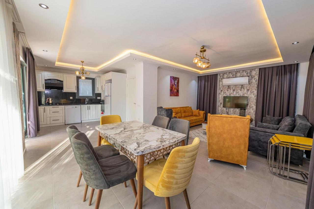 4 Bedroom Holiday Villa In Hisaroenue Oeluedeniz- Gold Rose Fethiye Exterior photo