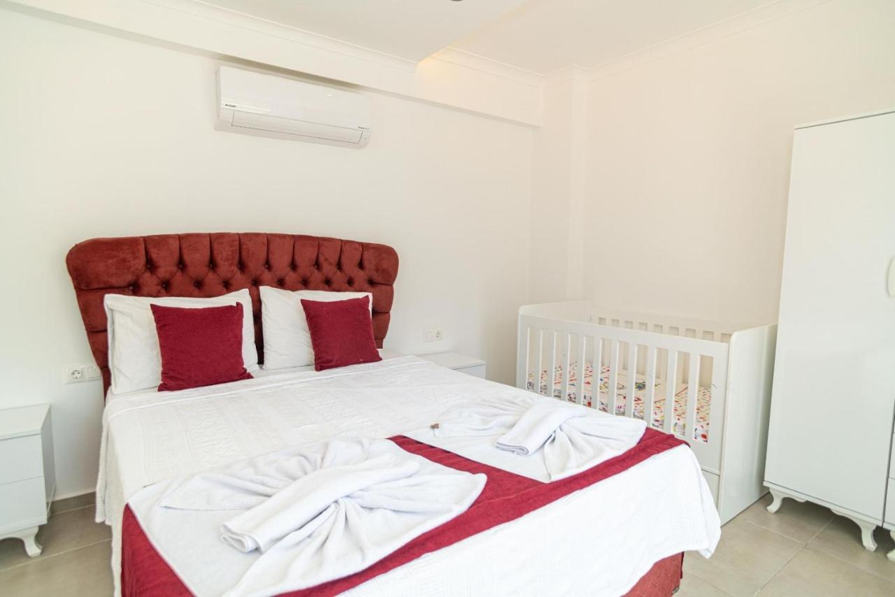 4 Bedroom Holiday Villa In Hisaroenue Oeluedeniz- Gold Rose Fethiye Exterior photo
